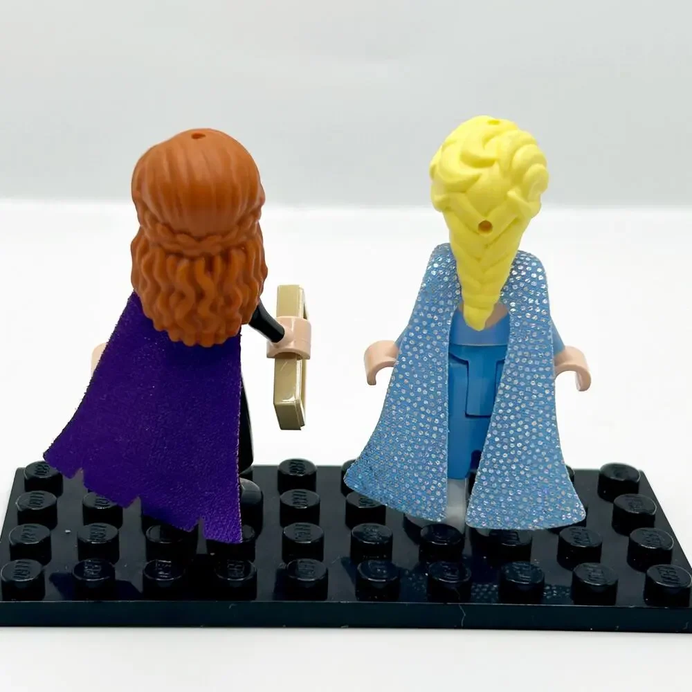 LEGO Disney Princesses FROZEN Anna & Elsa Minifigures / Minidolls Set EUC